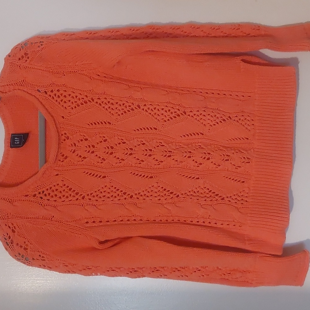Gap sweater coral color long sleeve size Medium